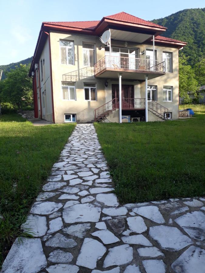 House At The Forest / Სახლი Ტყის Პირას Gordi ภายนอก รูปภาพ